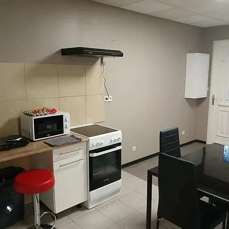 Familial Avec Terrasse, Proche De Metz Appartement Rémilly