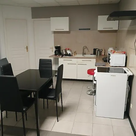 Familial Avec Terrasse, Proche De Metz Appartement *